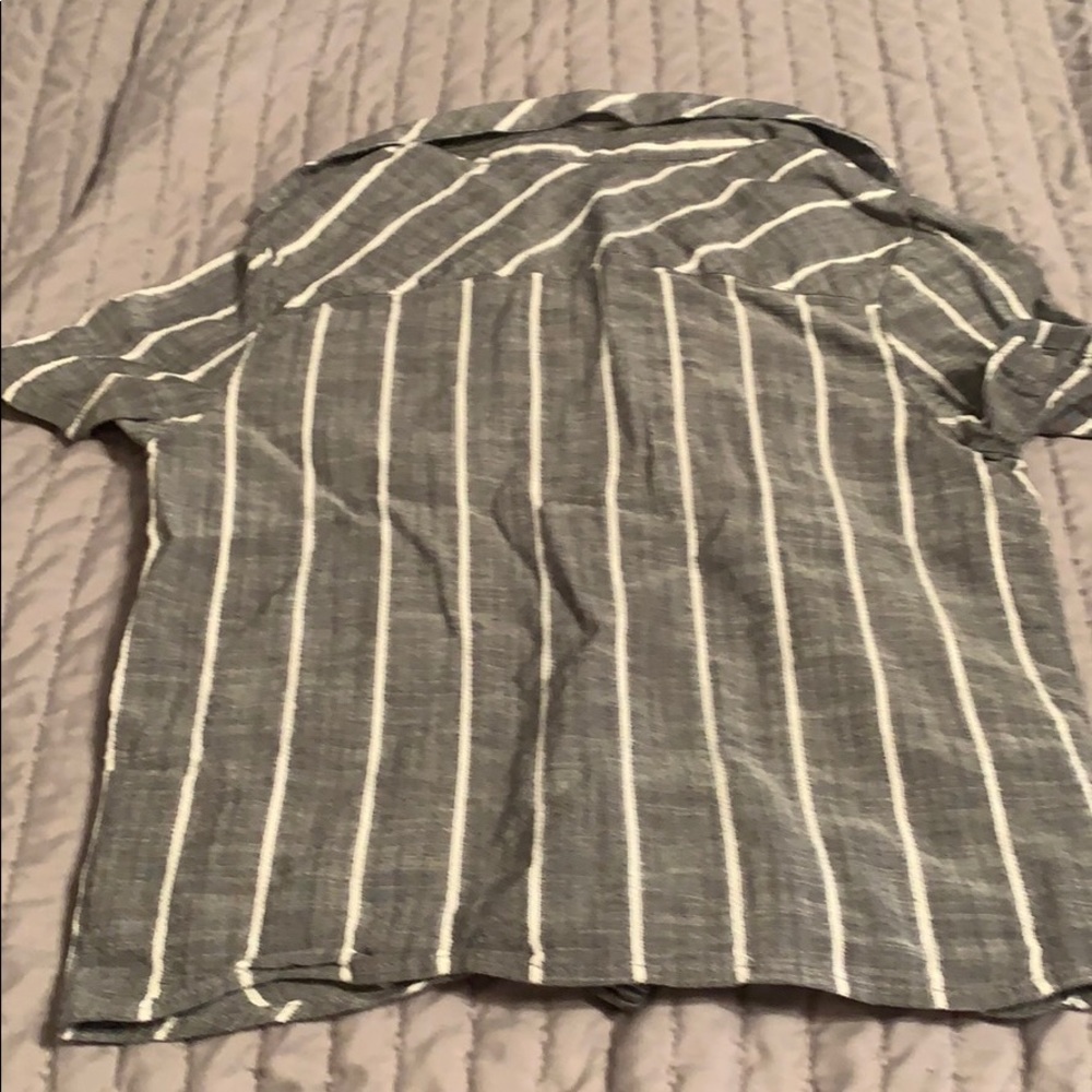 Cropped Button Up - Picture 2 of 2